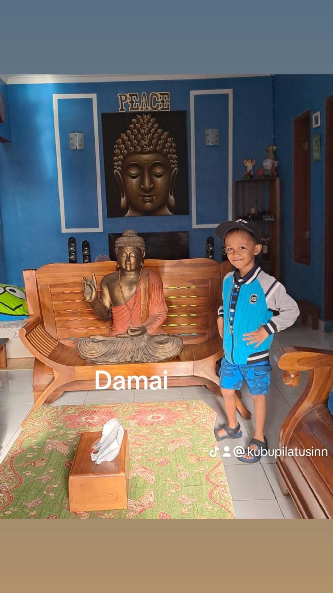 Villa Kubu Pilatus - Family House Lombok à Tjakranegara Extérieur photo
